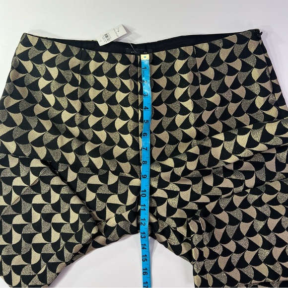 Ann Taylor Flared Ankle Pant in Geo Jacquard - black/gold, size 12/L - Picture 8 of 11